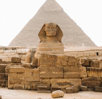 Overday to Cairo from Luxor by Flight ( Giza Pyramids,Egyptian Muesum, Local Lunch )